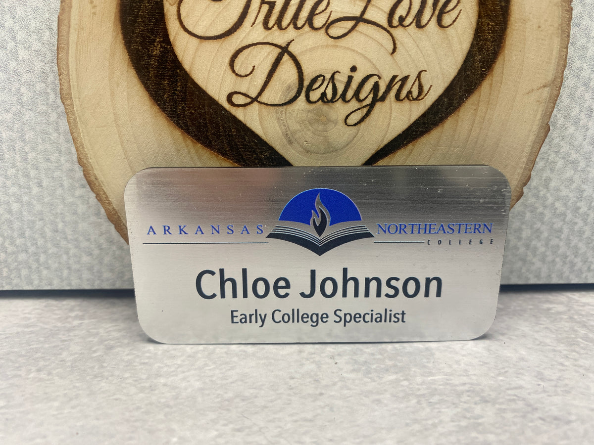 Full Color Wearable Name Tags with Closure, Business Name Tags